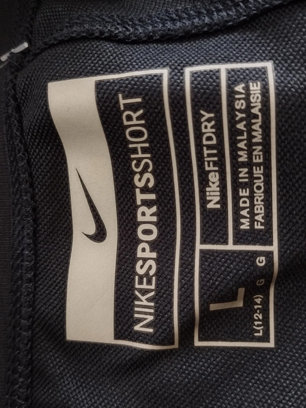 Nike Women's Black Cropped Active Capris